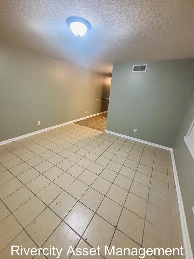 Photo - Charming Duplex Near University of Memphis!!!!! HABLAMOS ESPANOL!!!!!!!! Townhome