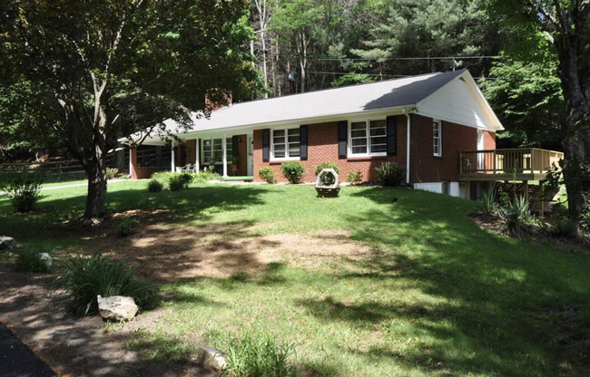 Building Photo - 2303 Peach Bottom Rd