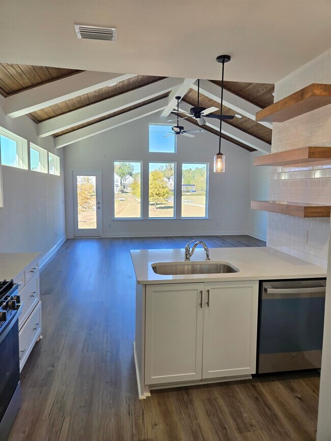 Foto del edificio - 5684 Native Oak Dr