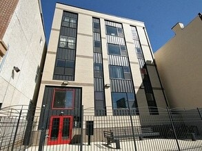 Building Photo - 1509 W Girard Ave