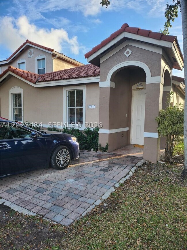 Building Photo - 27310 SW 138th Ct