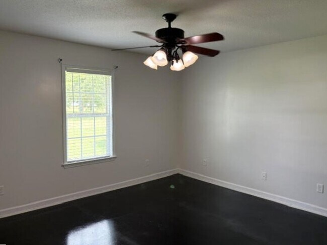 Building Photo - 37 Oscar Carter Ln