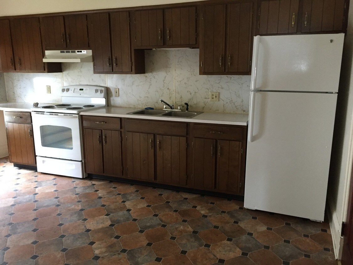 Kitchen - 303 North St