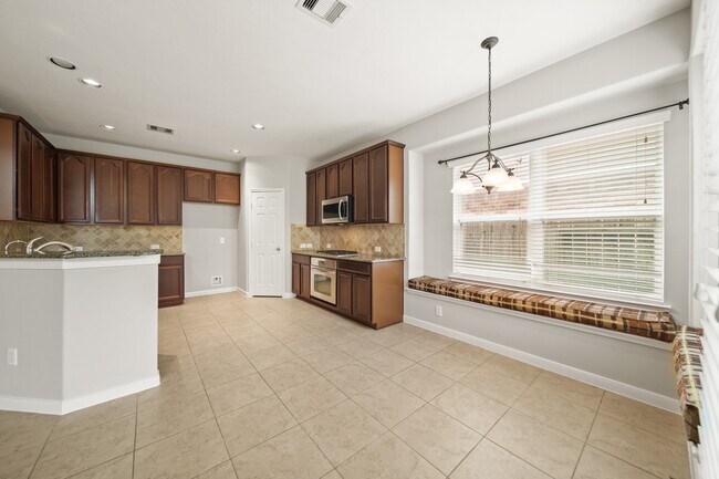 Building Photo - 24430 Silverton Valley Ln