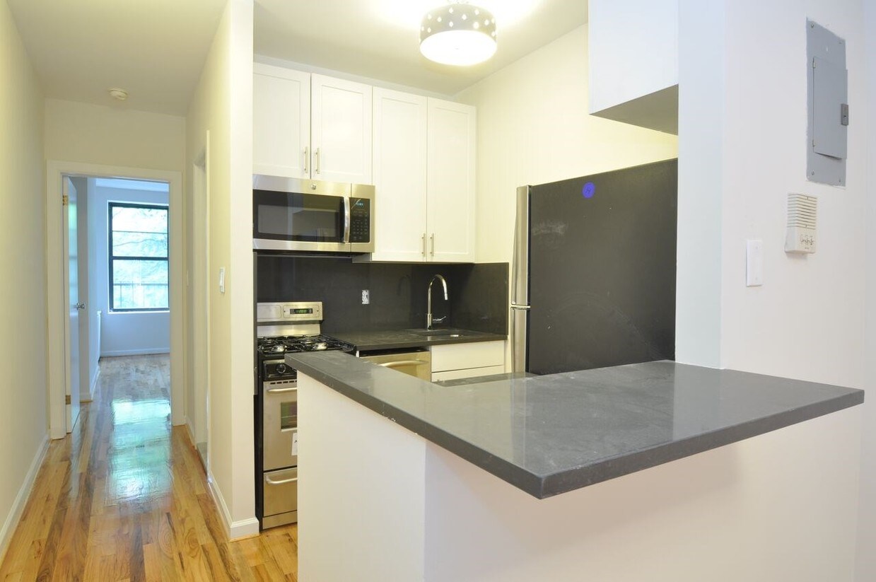 Foto principal - 1167 2nd Ave