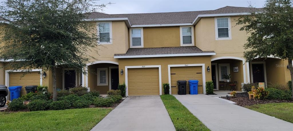 Foto principal - 7045 Towne Lake Rd