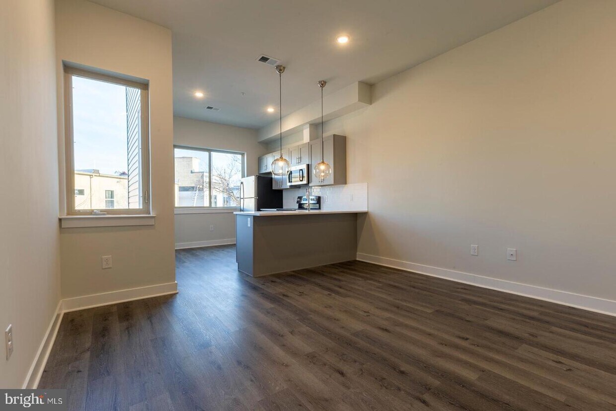 Foto principal - 2127 N Front St
