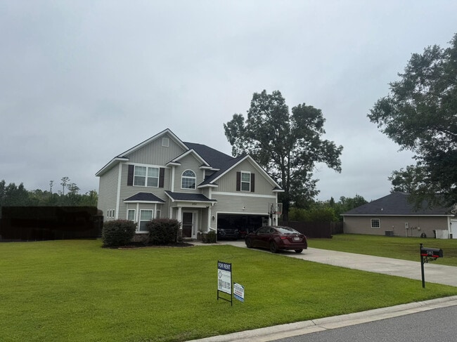 Building Photo - 292 NE Highland Pony Way