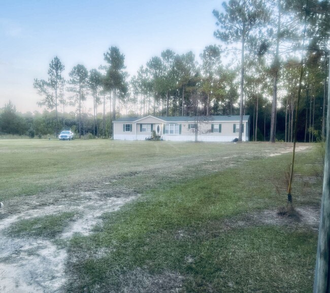 Building Photo - 294 Oscar Weeks Rd