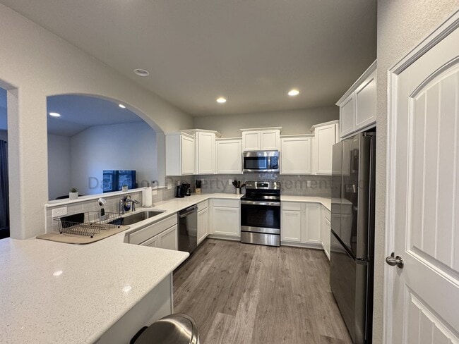 Building Photo - 6175 White Wolf Pt