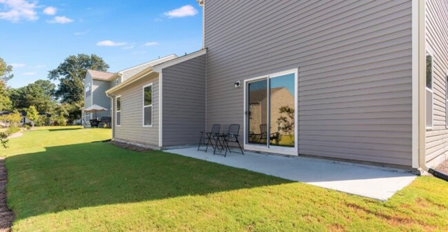 Foto del edificio - 305 Todd Hill Dr