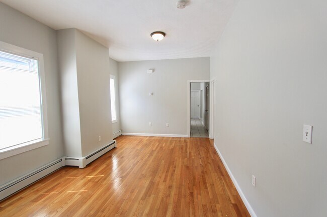 Foto del edificio - 154 Bennington St