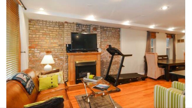 Building Photo - 2117 W Haddon Ave