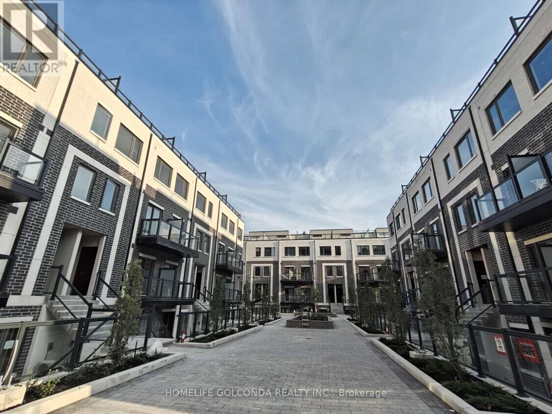 Photo principale - 3427 Sheppard Ave E