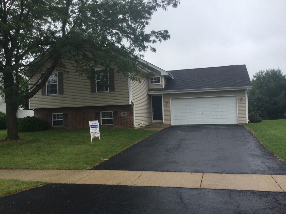 Primary Photo - 4214 Hearthstone Avenue