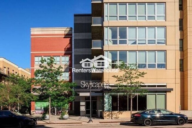 Building Photo - Available May 1st 1 Bedroom 1 Bath Condo in Minneapolis