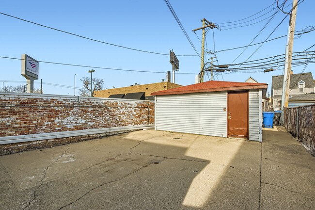 Foto del edificio - 3147 N Spaulding Ave