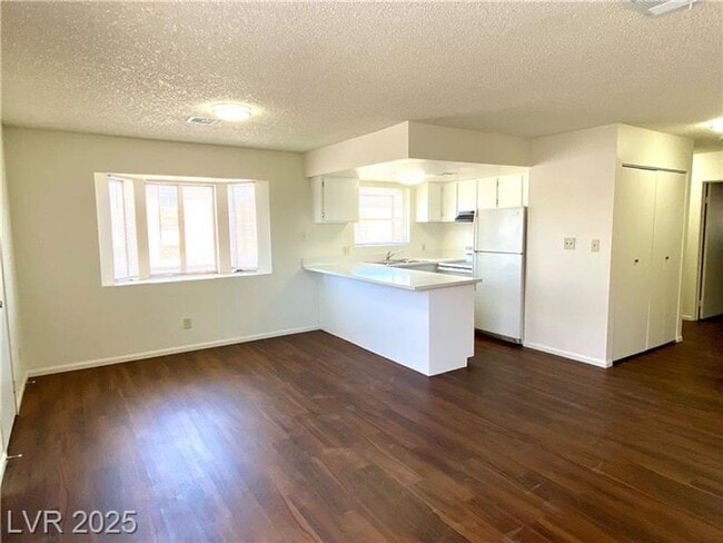 Building Photo - 5323 Mancos Ct
