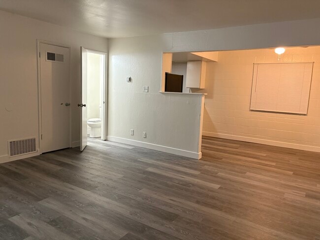 Foto del edificio - 2161 Patton Dr