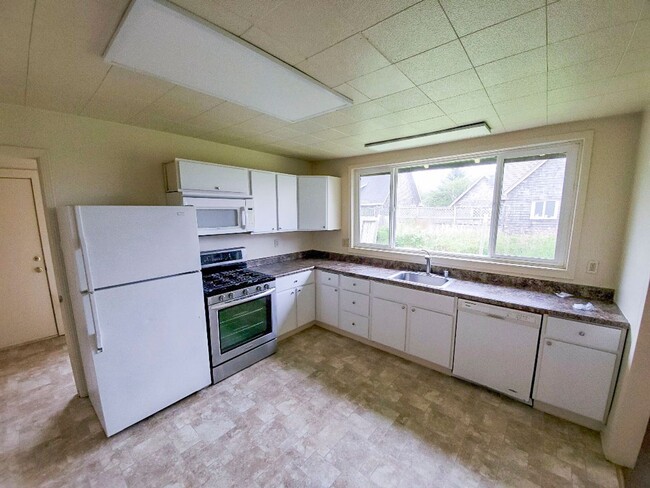 Foto del edificio - Pet Friendly, Spacious Fields Landing 2/1 ...