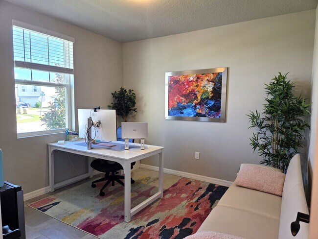 Foto del edificio - Pet Friendly Home in Cagan Crossings East