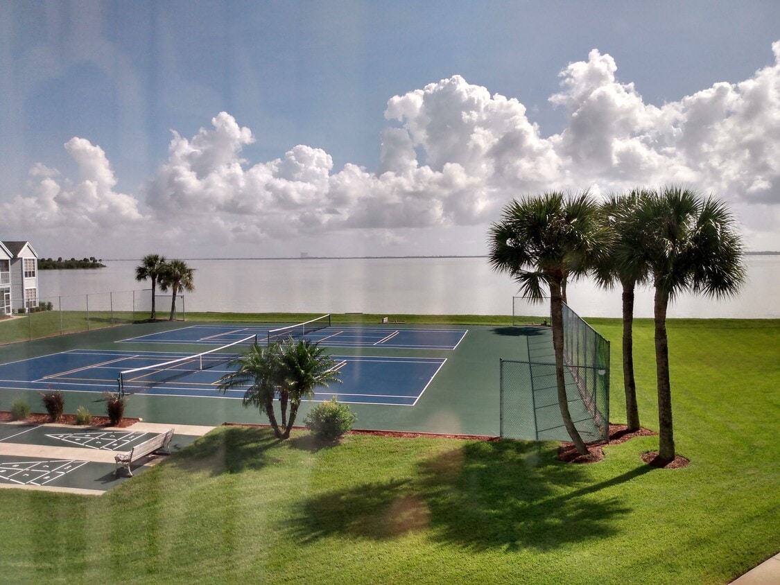 7320 N Highway 1 Unit 204, Port Saint John, FL 32927 Condo for Rent