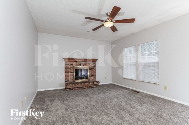 Foto del edificio - 5707 Villas Creek Dr