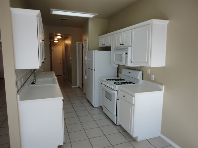 Building Photo - 911 Kirtomy Loop