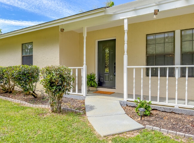 Building Photo - 8514 Raquel Ln