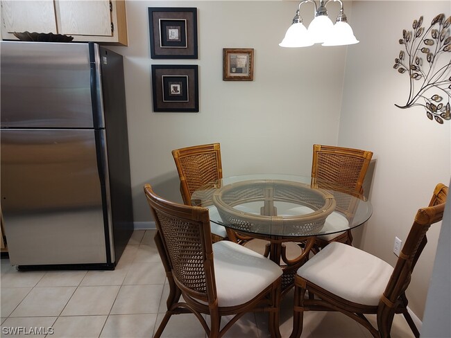 Building Photo - 9950 Sailview Ct
