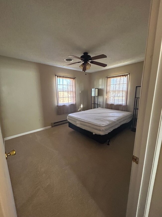 Building Photo - For Rent — Charming Furnished 2 Bedroom Home in Belspring, VA