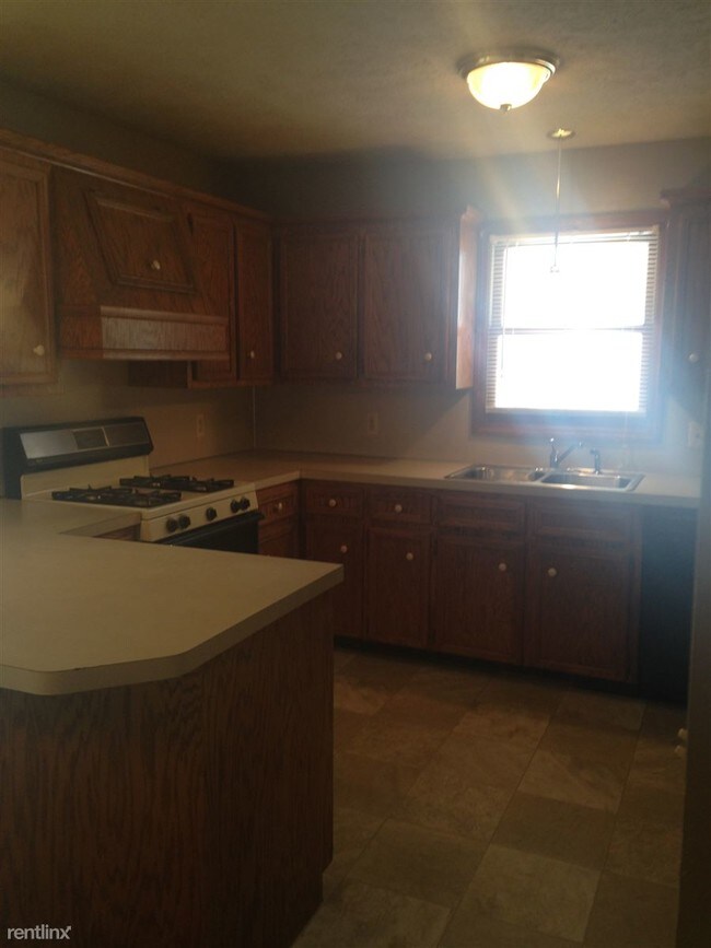 Foto del edificio - 4137 Ivanrest Ave SW