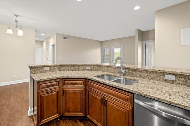 Kitchen - Roman Estates