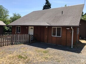 Building Photo - 2660 Edison St