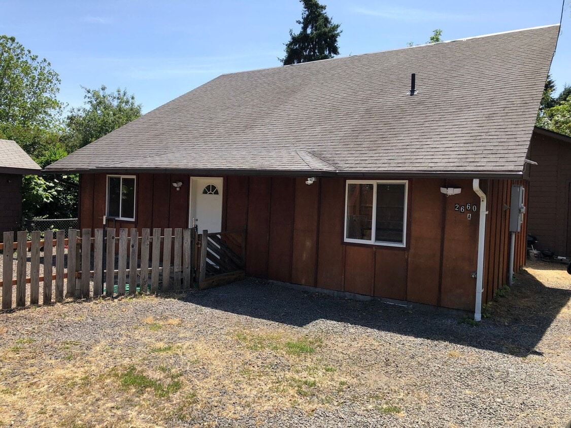 Primary Photo - 2660 Edison St