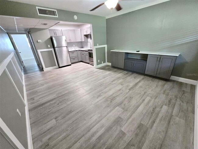 Building Photo - 2500 Harn Blvd