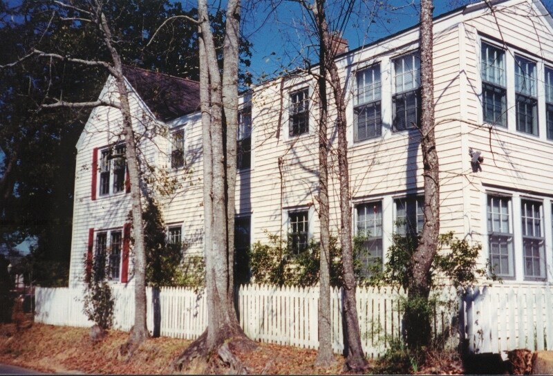 Foto principal - 1677 Government St