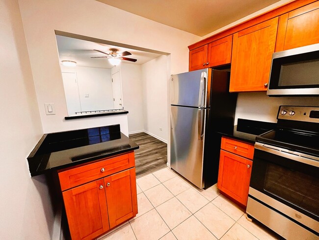 Interior Photo - Georgian Court Apartments