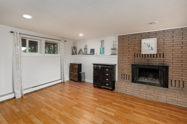 Foto del edificio - 1608 Alder Ct