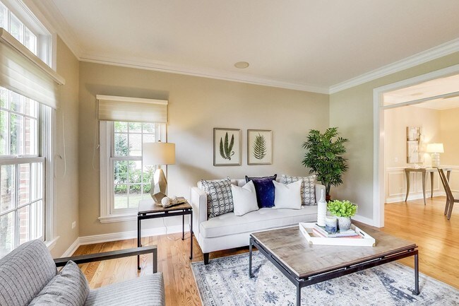 Foto del edificio - 1220 Ashbury Ln