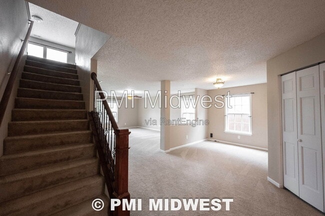Building Photo - 2143 Olympia Dr