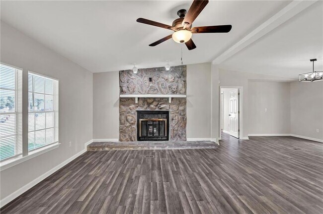 Foto del edificio - 125 Sharon Ave