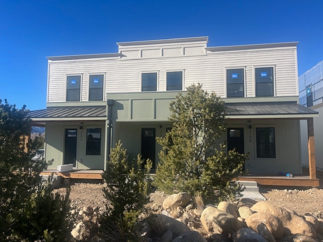 Building Photo - 205 Hallock Ln