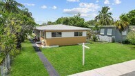 Foto principal - 2212 Roosevelt St