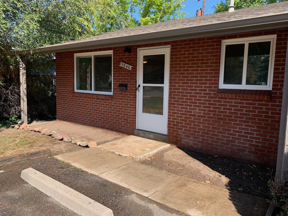 Foto principal - 5846 Pierce St