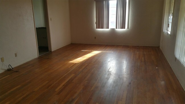 Foto del edificio - 1276 S Rupert Ave