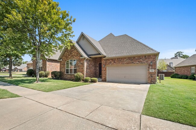 Foto del edificio - 4018 N Meadow View Dr Duplex
