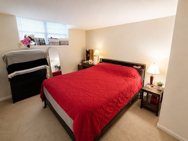 Foto del edificio - 7 Lake Shore Ct