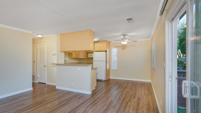 Building Photo - Two Bedroom Condo in Artesia Community