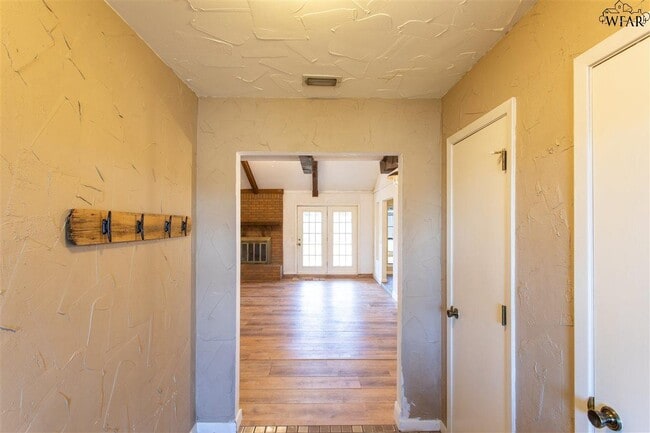 Building Photo - 4614 Spring Shadow Dr